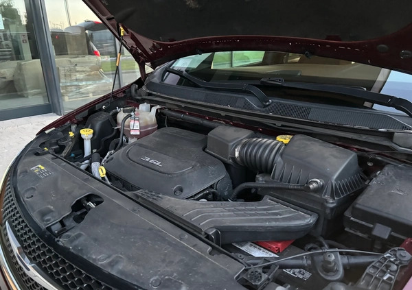 Chrysler Pacifica cena 114999 przebieg: 236900, rok produkcji 2017 z Warszawa małe 704